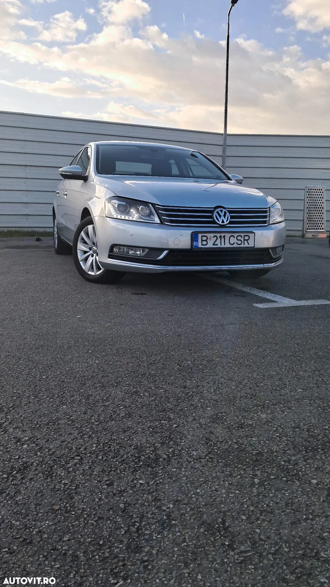 Volkswagen Passat 2.0 TDI BlueMotion Tehnology DSG Comfortline - 10