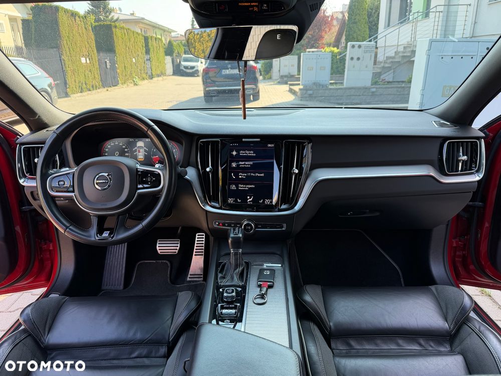 Volvo S60 T6 AWD Geartronic RDesign - 34