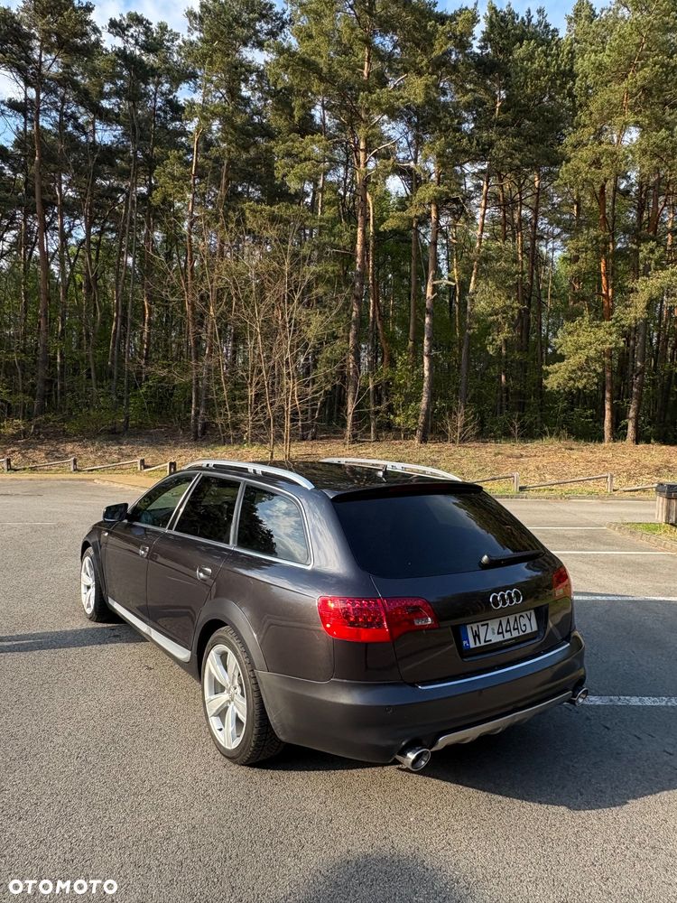 Audi A6 Allroad - 16
