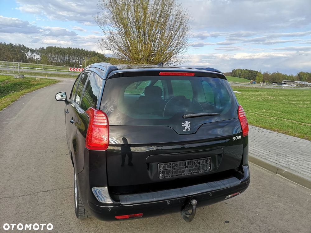 Peugeot 5008 155 THP Allure - 17