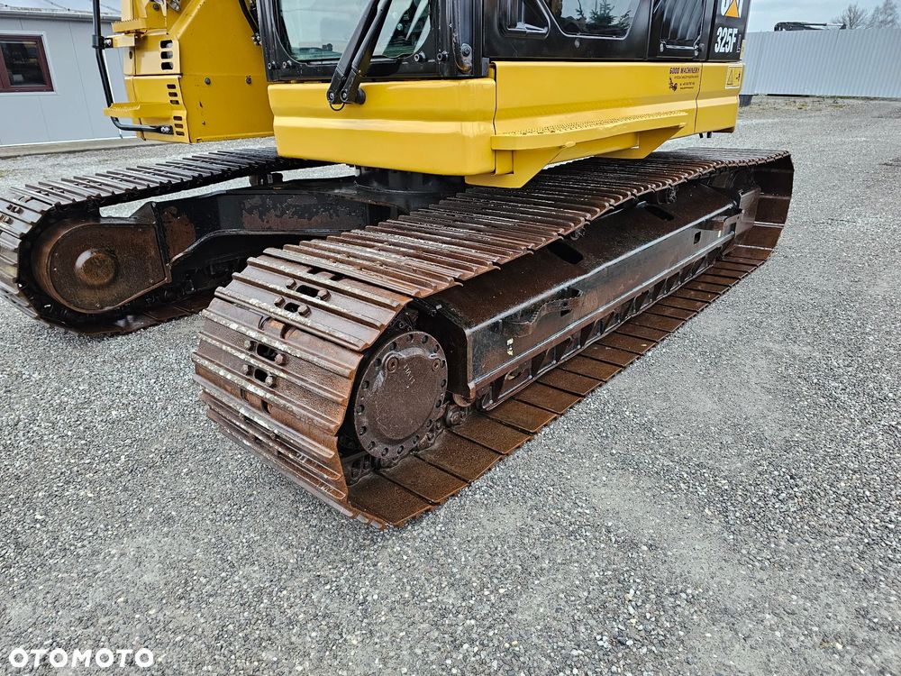 Caterpillar 325 FL CR - 12