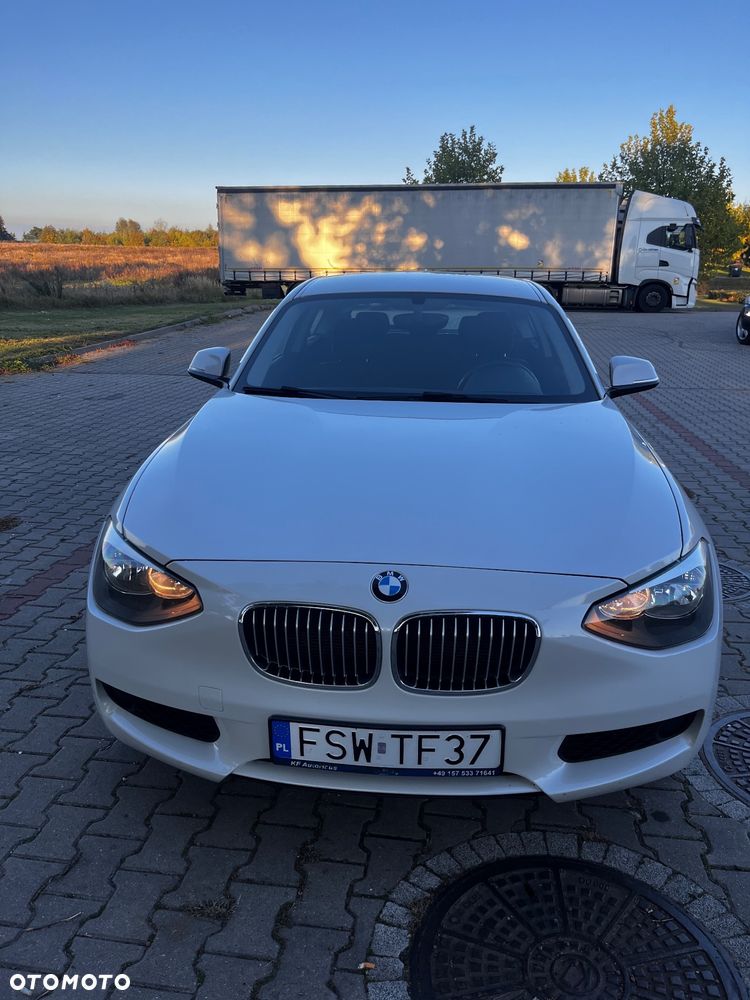BMW Seria 1 114d - 5