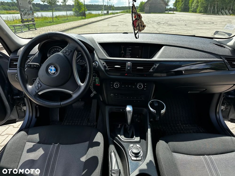 BMW X1 xDrive18d - 16