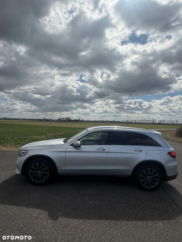 Mercedes-Benz GLC - 6