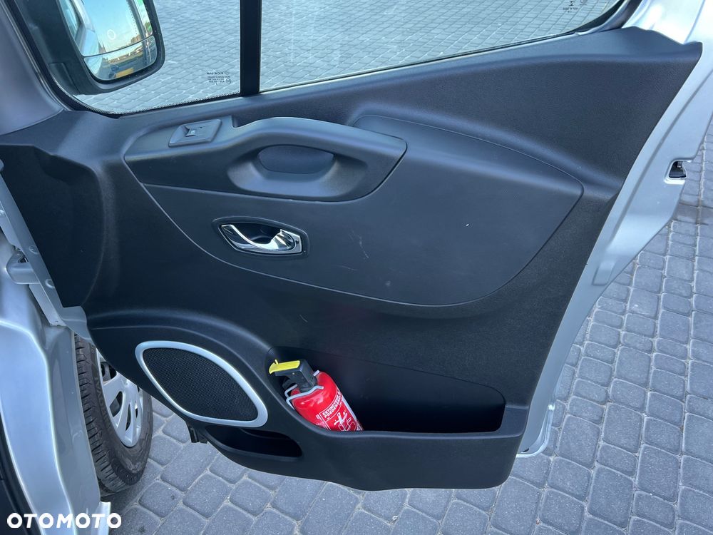Opel Vivaro - 29