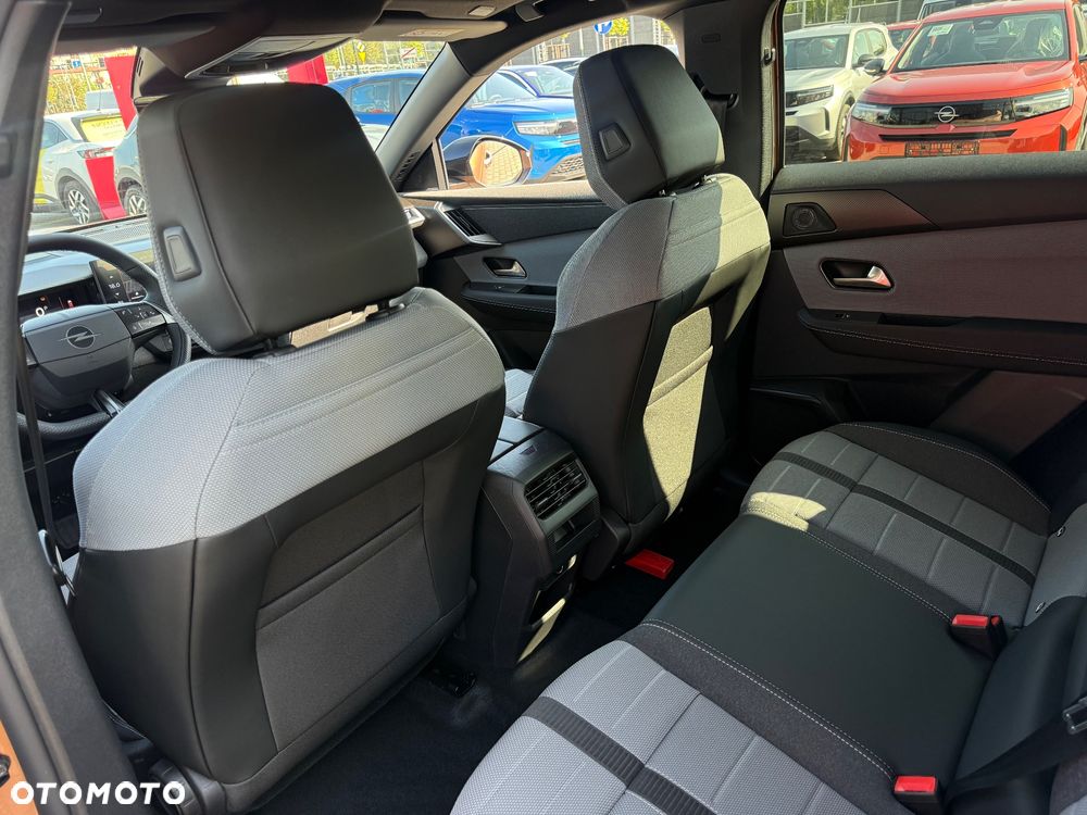 Opel Grandland 1.2 T mHEV GS S&S eDTC6 - 16