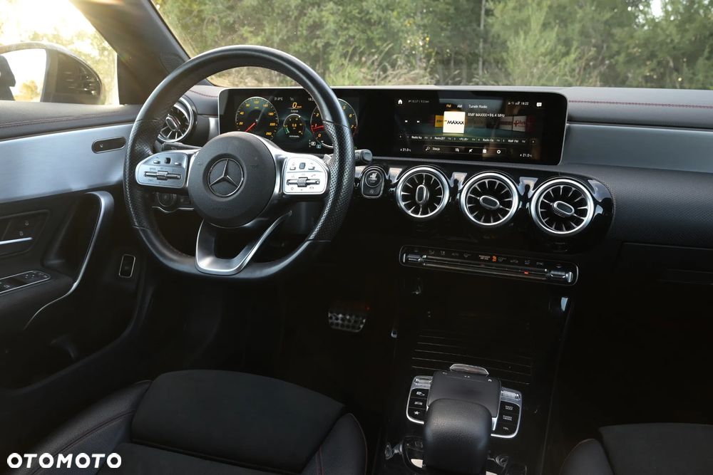 Mercedes-Benz CLA - 18