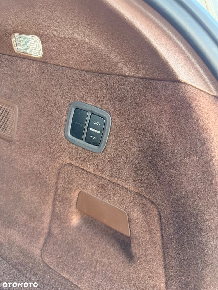 Porsche Cayenne E-Hybrid Platinum Edition - 32