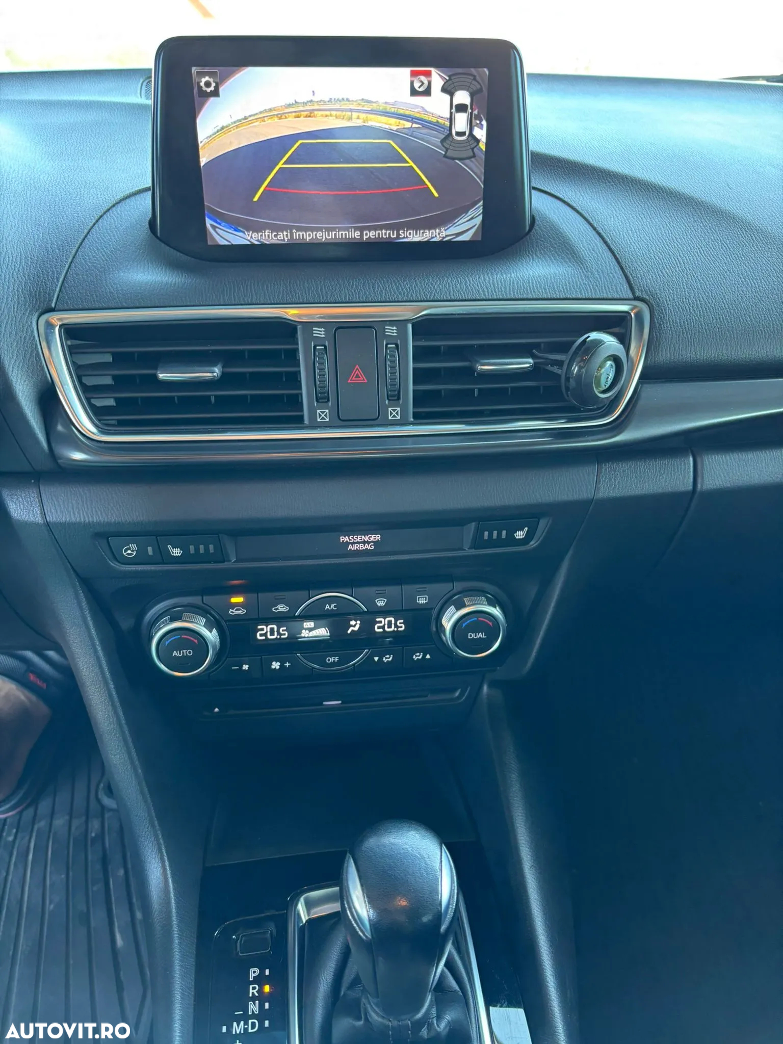 Mazda 3 SKYACTIV-D 150 Automatik Sports-Line - 33