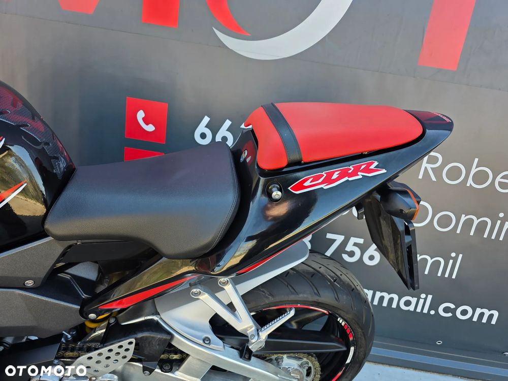 Honda CBR - 9