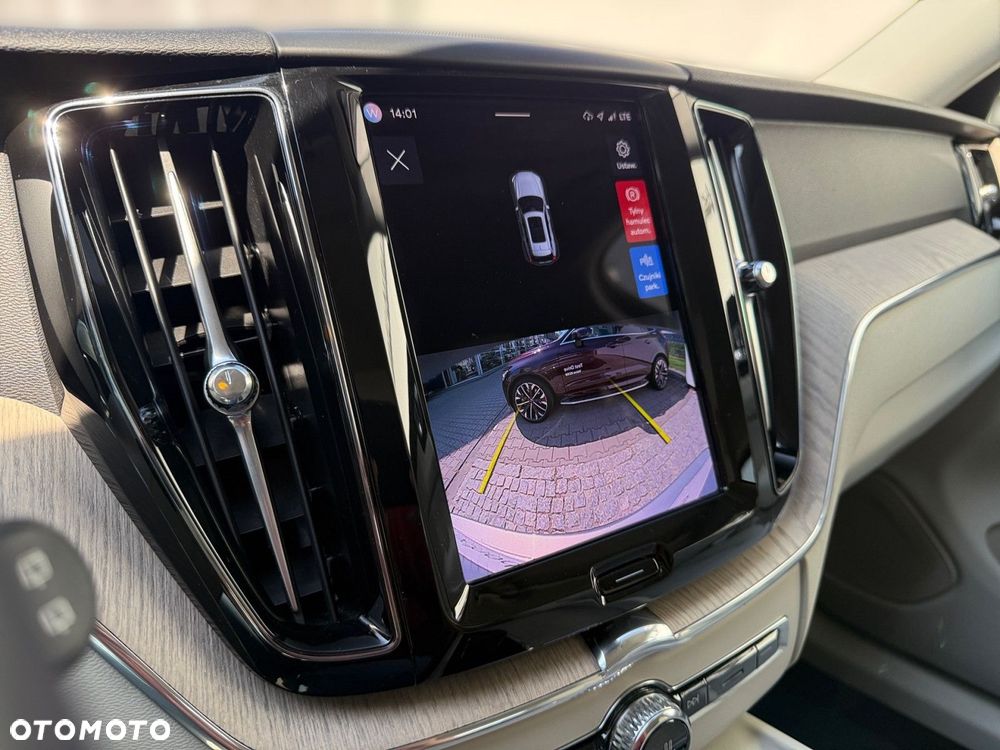 Volvo XC 60 - 23