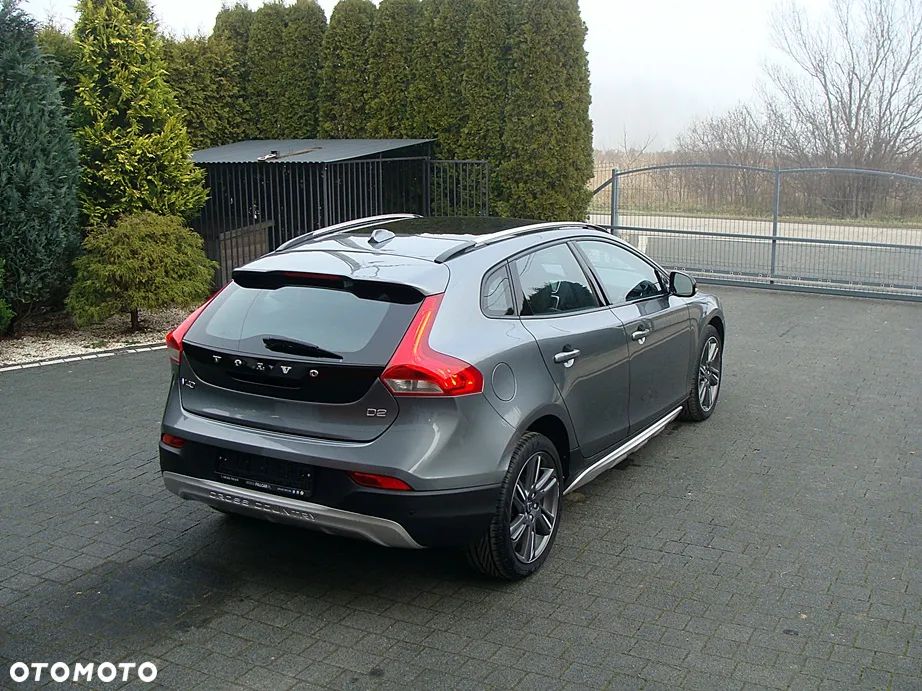 Volvo V40 Cross Country D2 Geartronic Momentum - 30