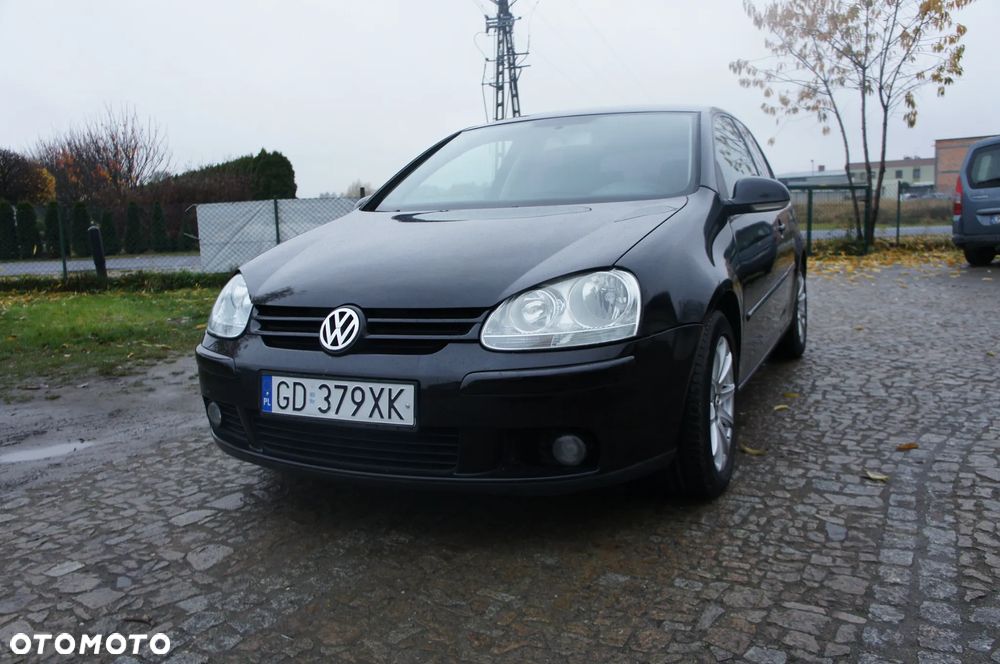 Volkswagen Golf 1.6 FSI Comfortline - 4