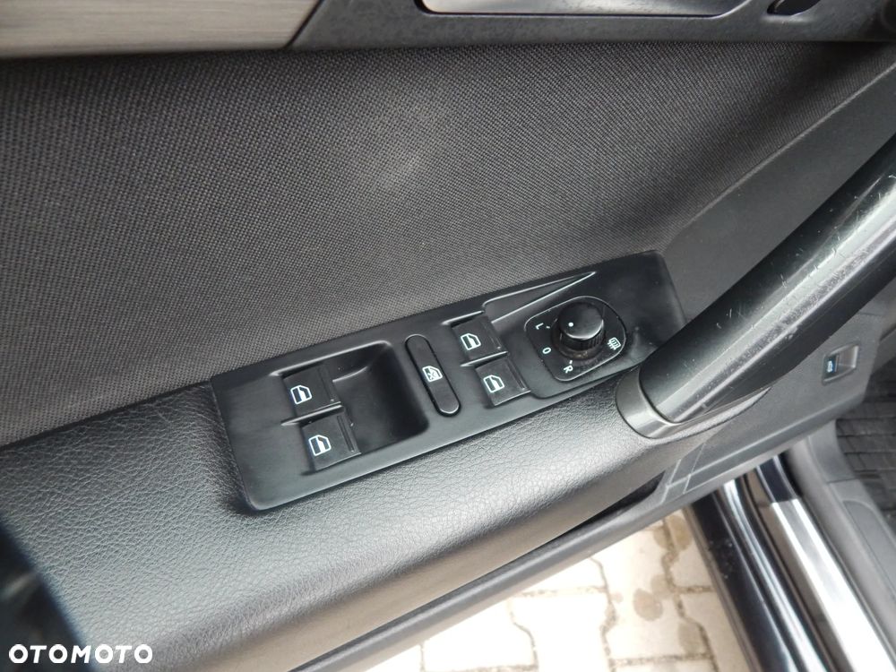 Volkswagen Passat 1.8 TSI Highline - 11