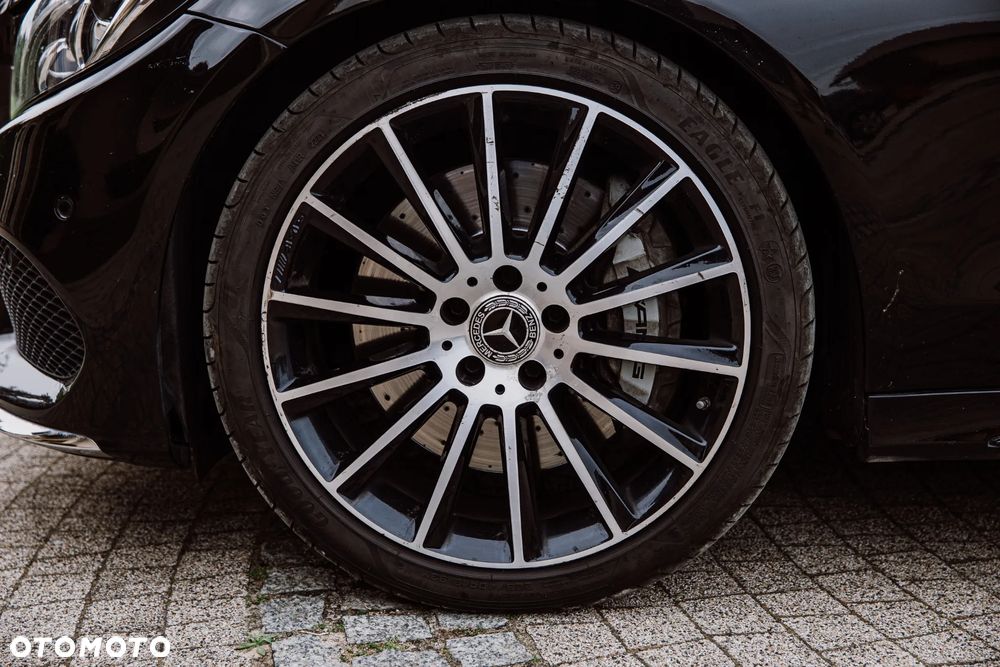 Mercedes-Benz Klasa C AMG 43 4-Matic - 16