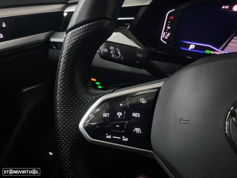 VW Arteon Shooting Brake 2.0 TDI Elegance DSG - 17