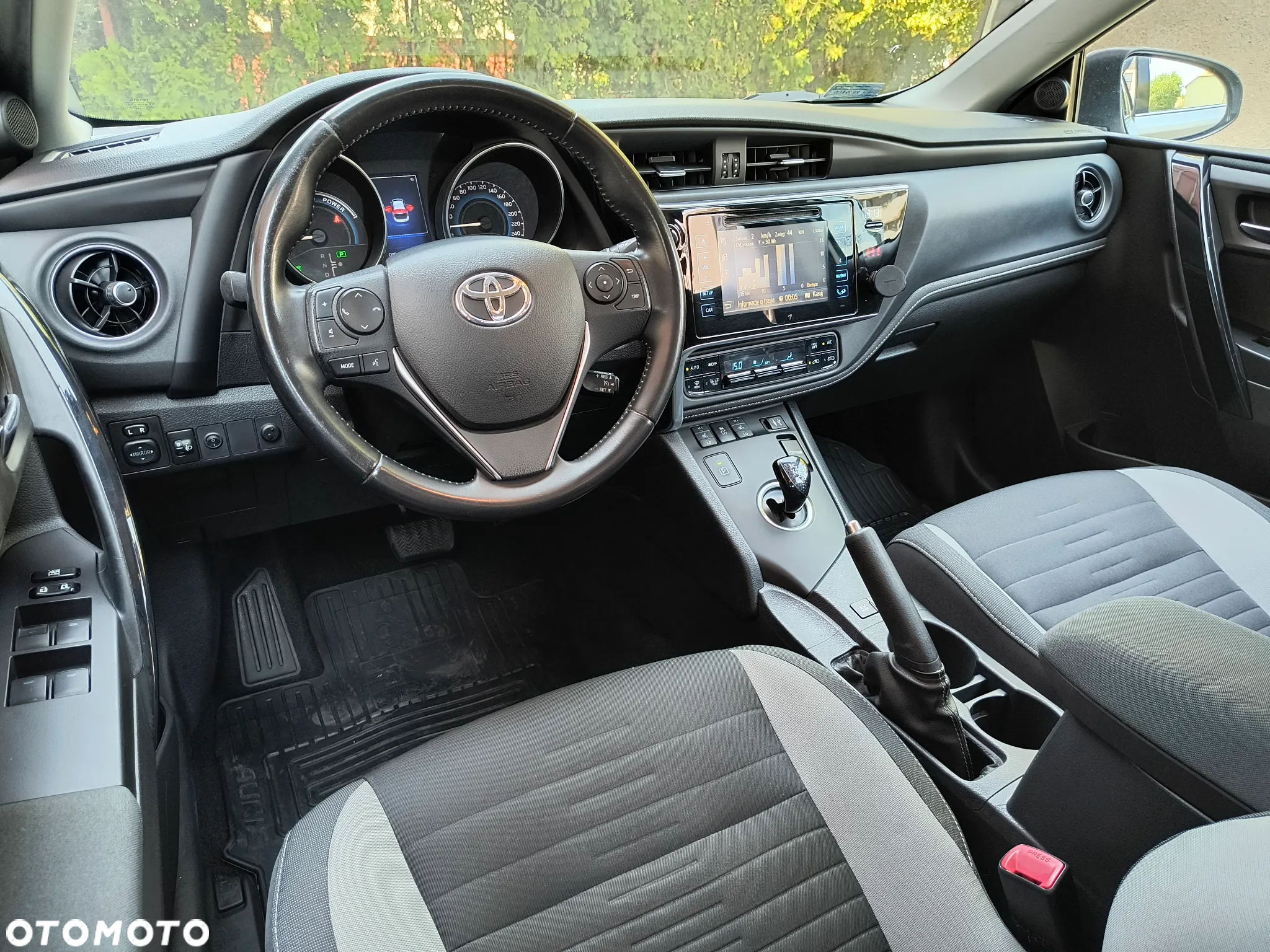 Toyota Auris Hybrid 135 Comfort - 21