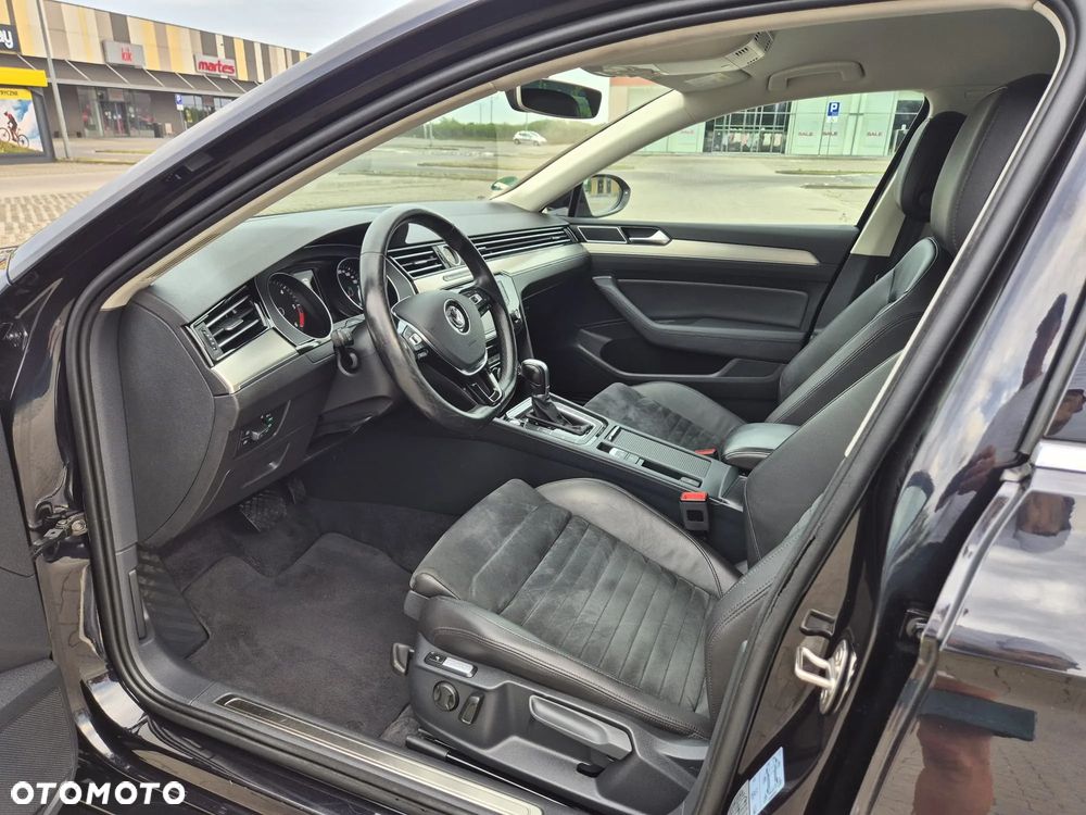 Volkswagen Passat 2.0 TDI SCR DSG Highline - 26