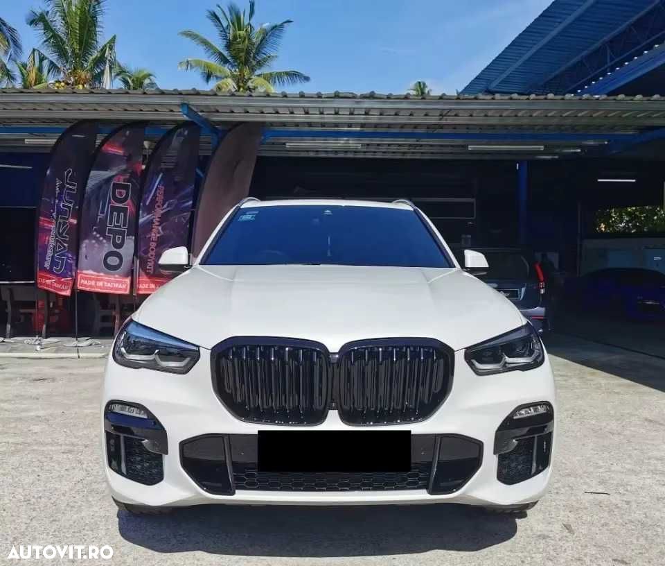 Grile Bara Fata Nari Simple M Performance BMW X5 G05 2018+ Negru Lucio - 6