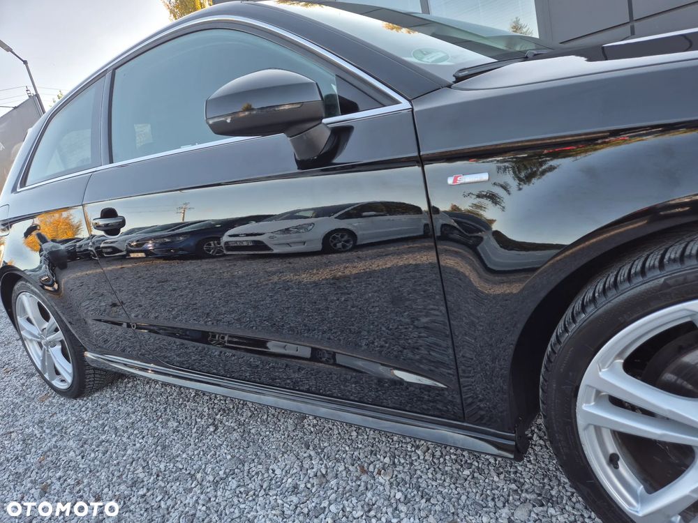 Audi A3 3-drzwiowe 1.4 TFSI S line Sportpaket - 21