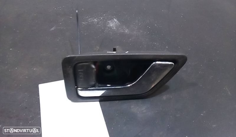 Puxador Interior Trás Esq Hyundai Getz (Tb) - 1