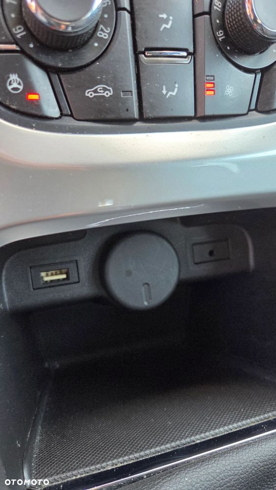 Opel Astra 1.4 Turbo ENERGY - 28