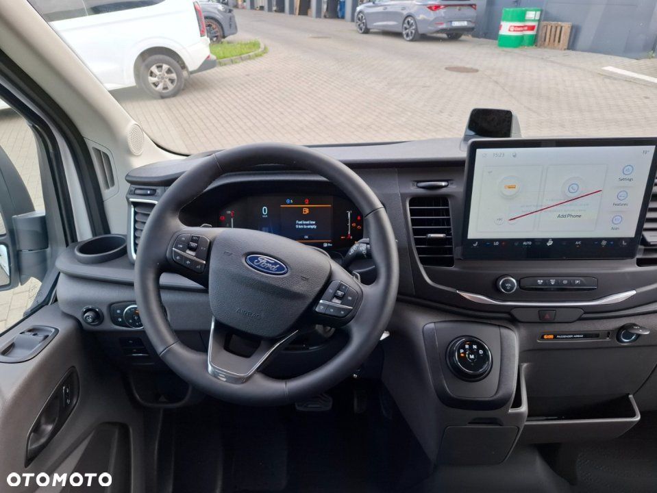 Ford Transit - 12