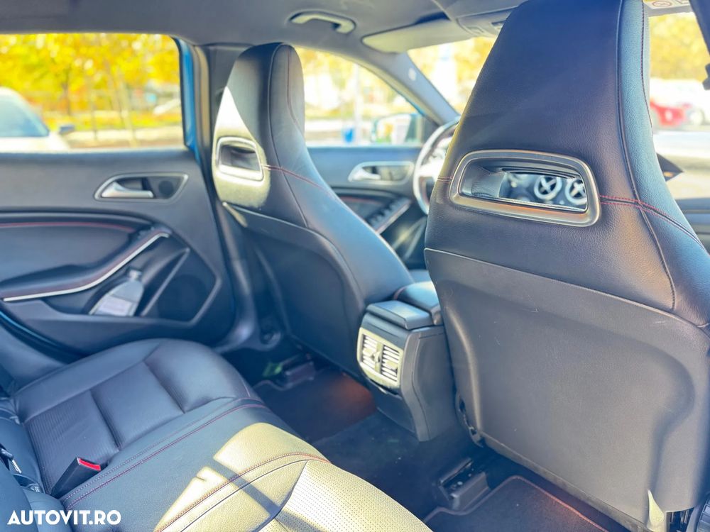 Mercedes-Benz GLA 200 d 4MATIC Aut. - 6