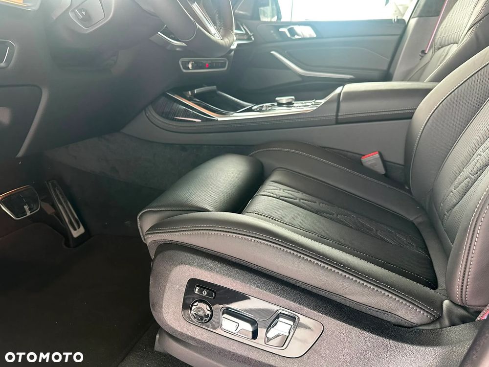 BMW X7 xDrive40i mHEV M Sport Edition sport - 17