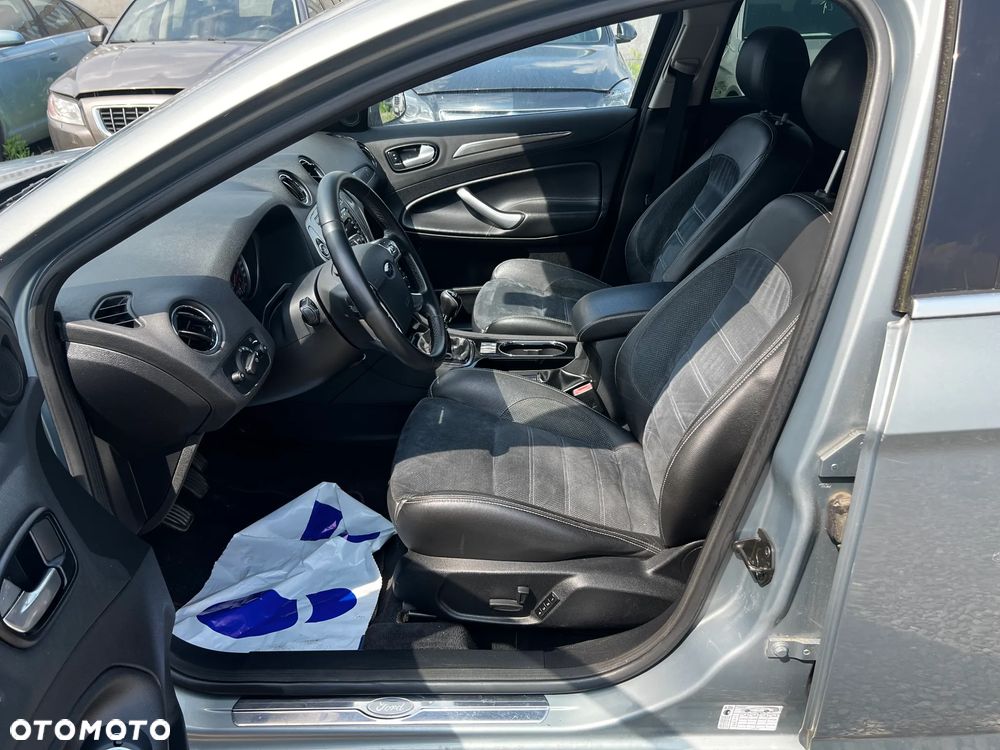 Ford Mondeo SW 2.0 TDCi Titanium X - 14