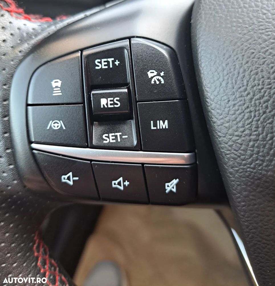 Ford Kuga 2.5 Duratec PHEV ST Line - 25