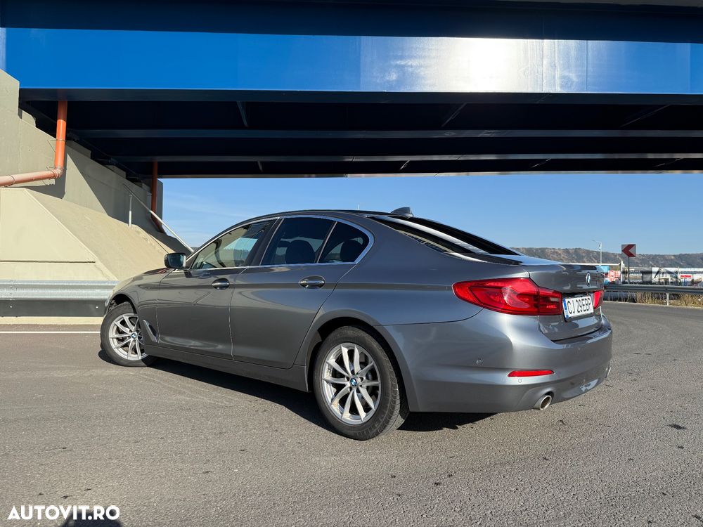 BMW Seria 5 520d xDrive Aut. - 34