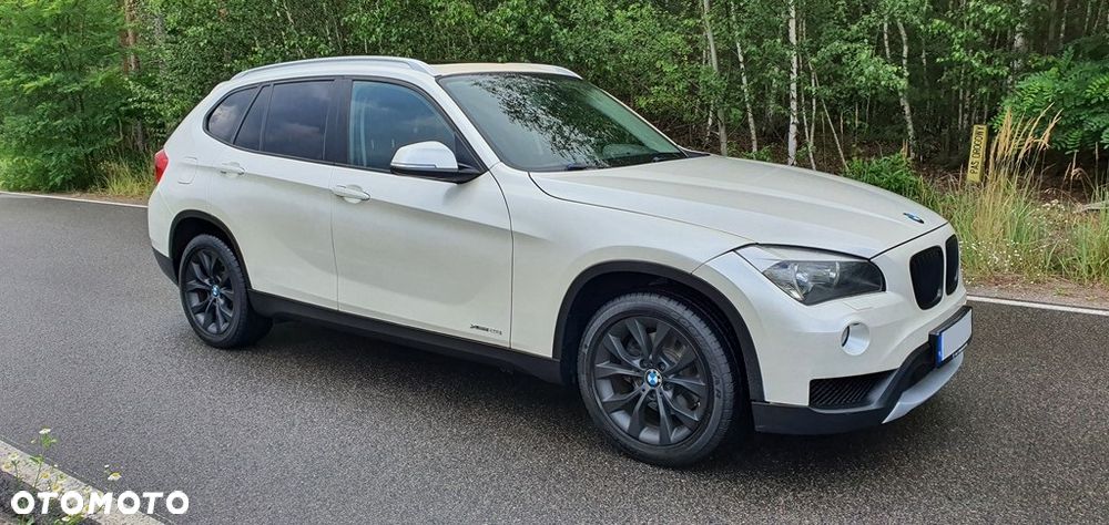 BMW X1 xDrive28i Sport Line - 4
