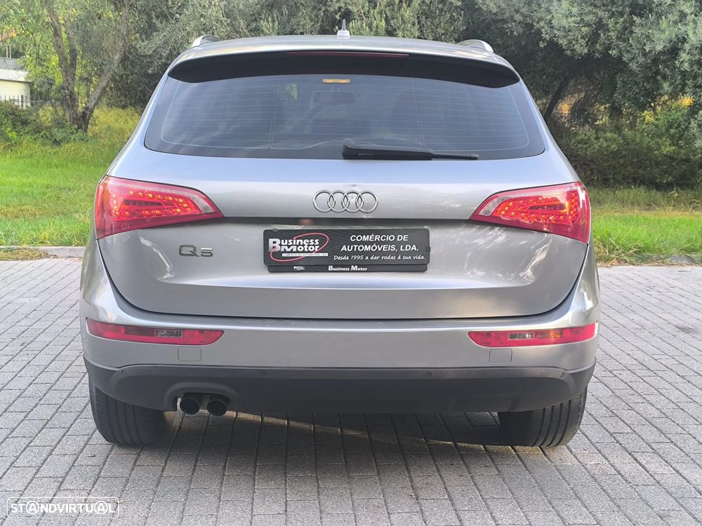Audi Q5 2.0 TDI quattro Stronic - 5