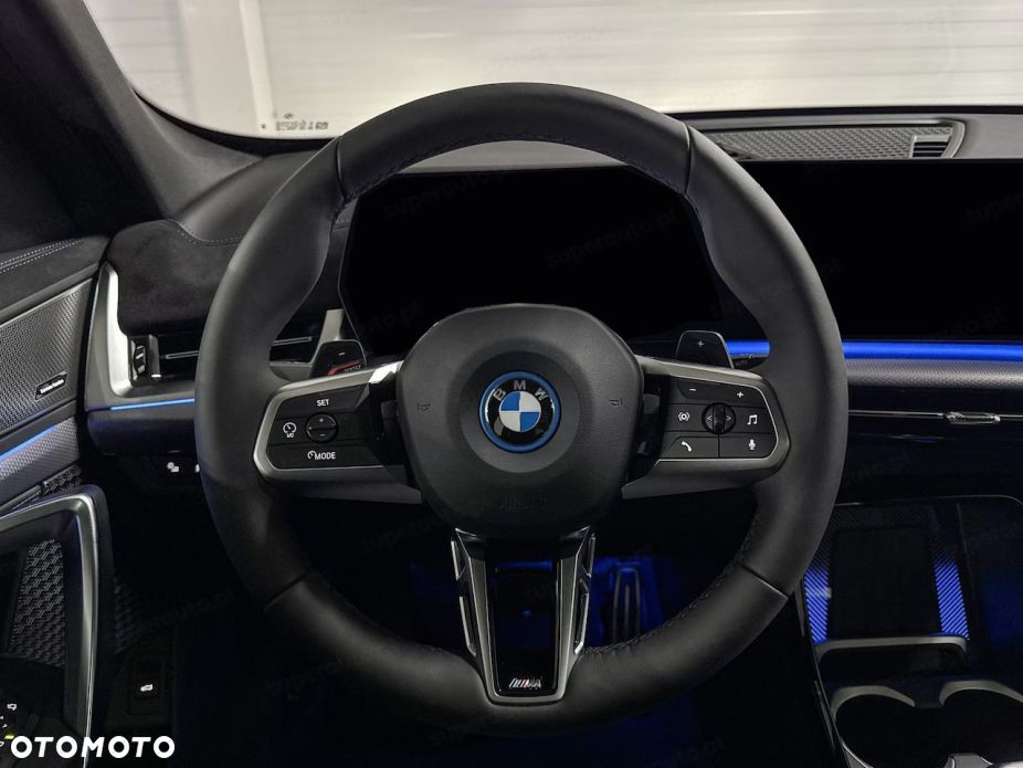 BMW X1 - 10