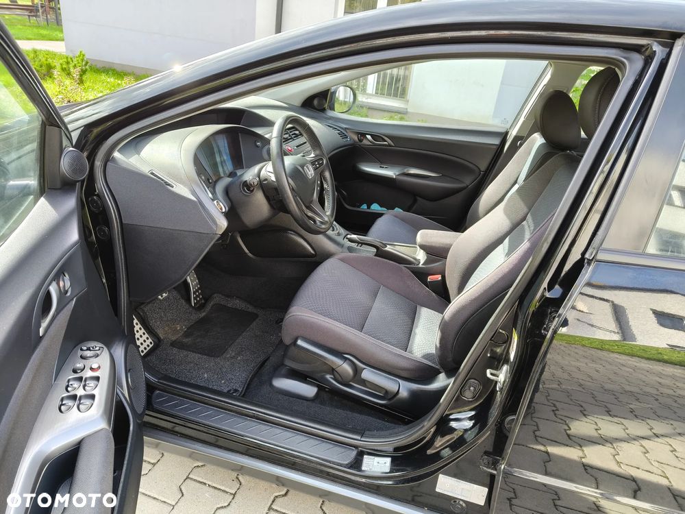 Honda Civic 1.8i-VTEC Sport - 21