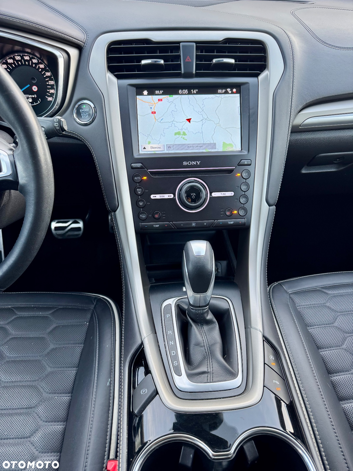Ford Mondeo Vignale 2.0 TDCi 4WD PowerShift - 13
