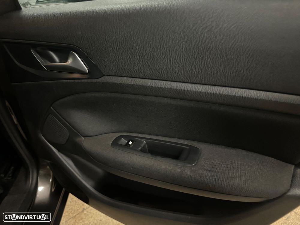 Peugeot 308 SW 1.6 HDi SE Envy - 11