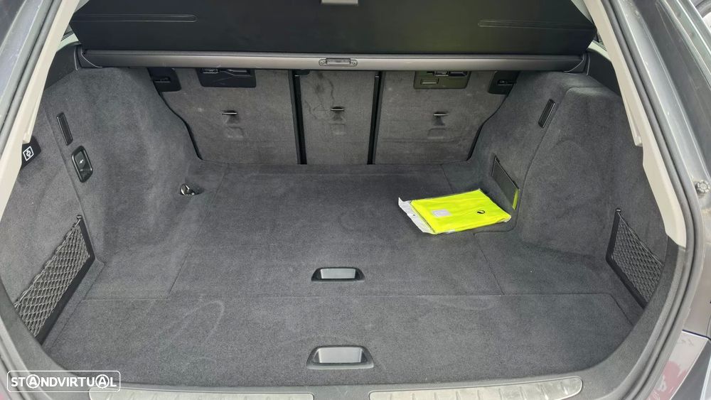 BMW 320 d Touring Advantage Auto - 9
