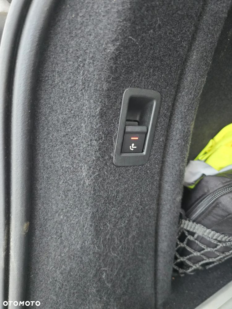 Audi A4 Avant 40 TDI S tronic sport - 27