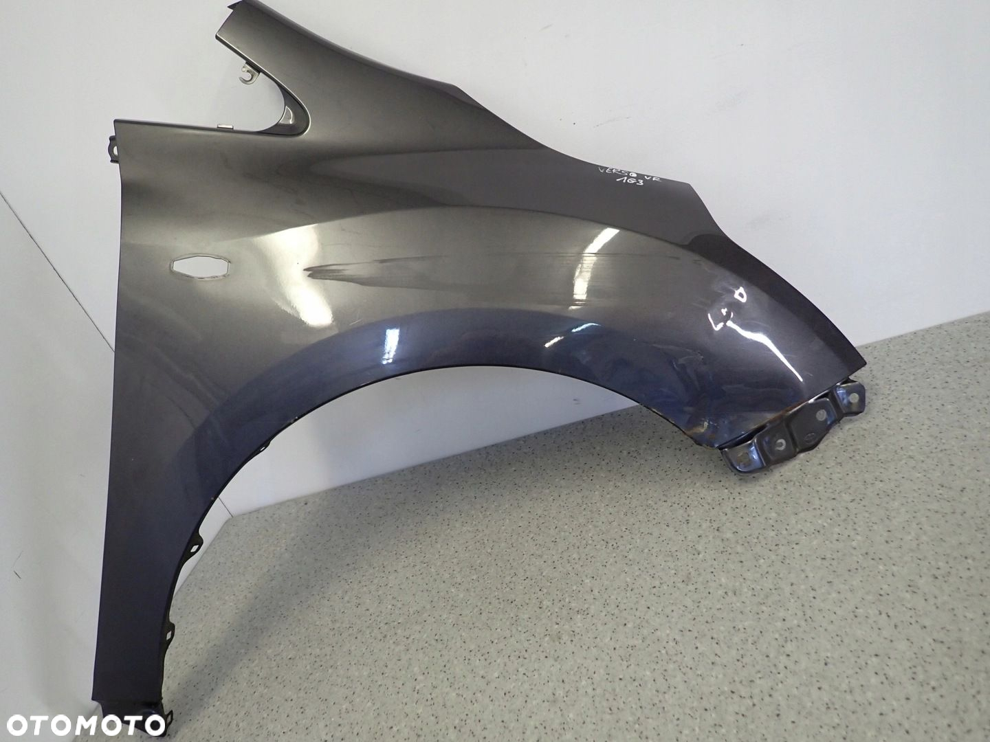 TOYOTA VERSO 09-13 BŁOTNIK PRZEDNI PRAWY 1G3 - 2