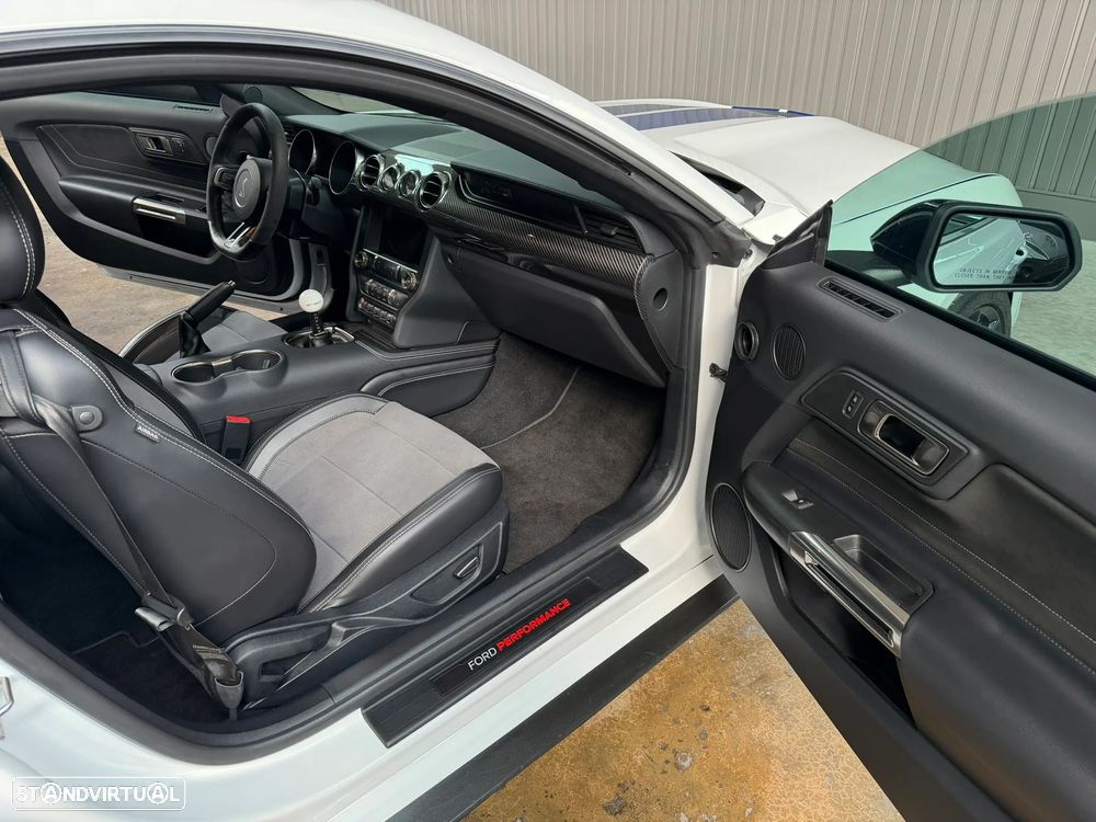 Ford Mustang Shelby GT350 5.2 V8 - 24