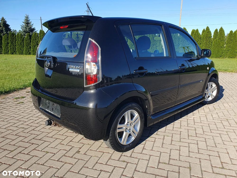 Daihatsu Sirion 1.3 - 10
