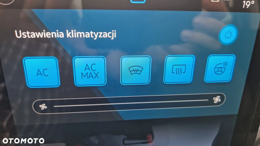 Volkswagen Amarok 2.0 TDi 4MOTION Life - 11