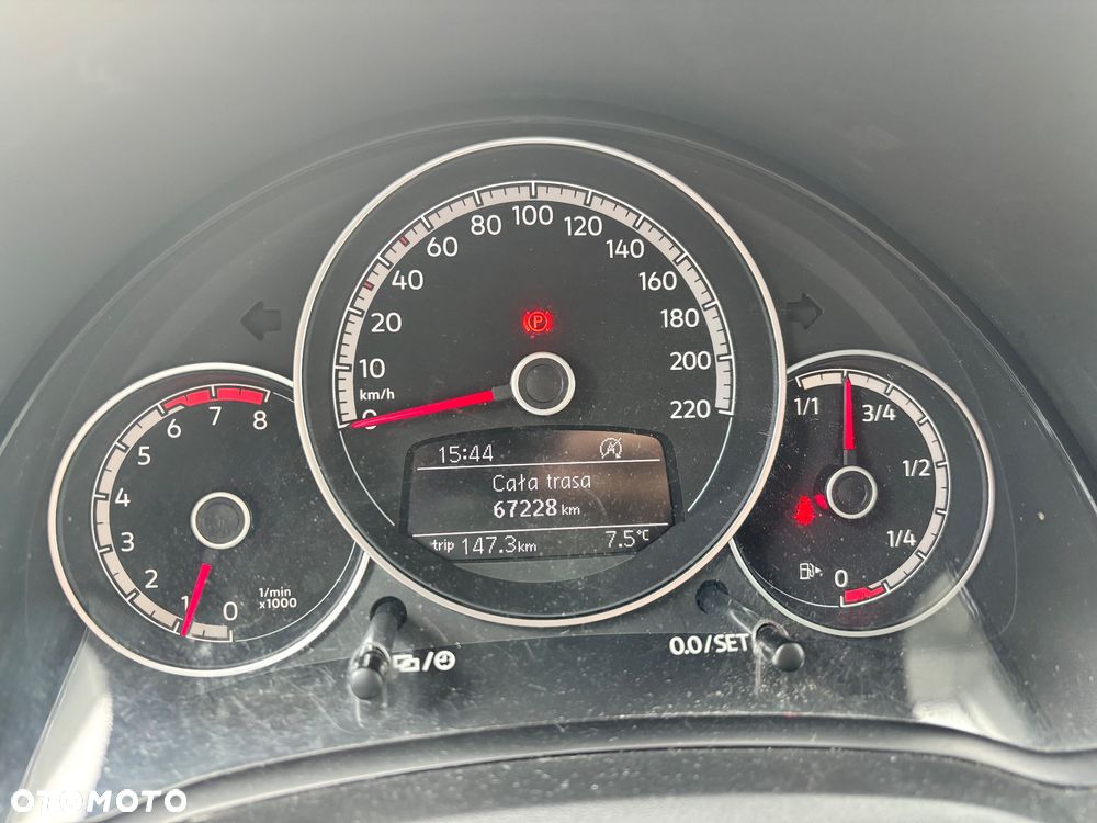 Volkswagen up! R-Line - 20