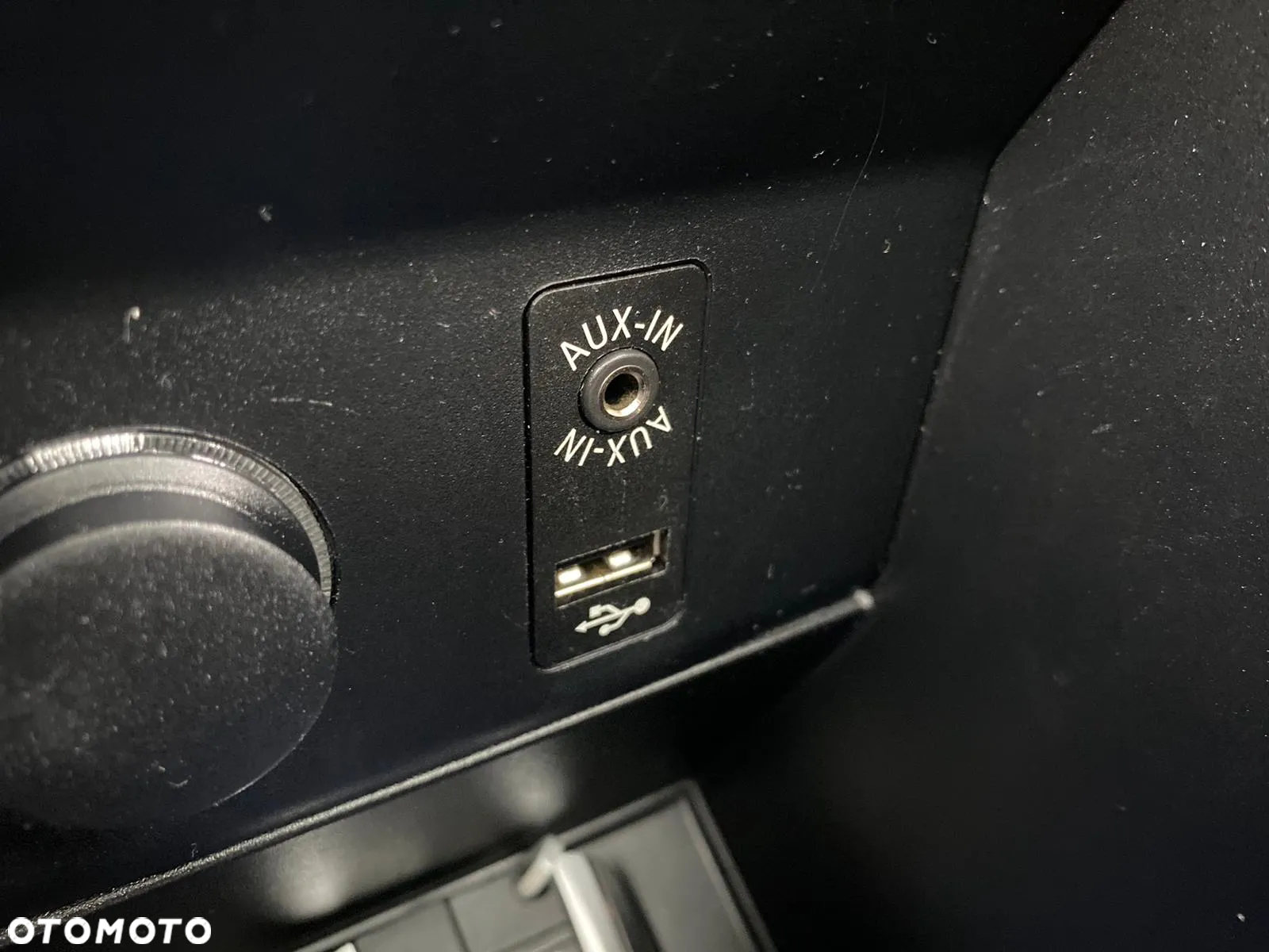 BMW i3 (60 Ah) - 32
