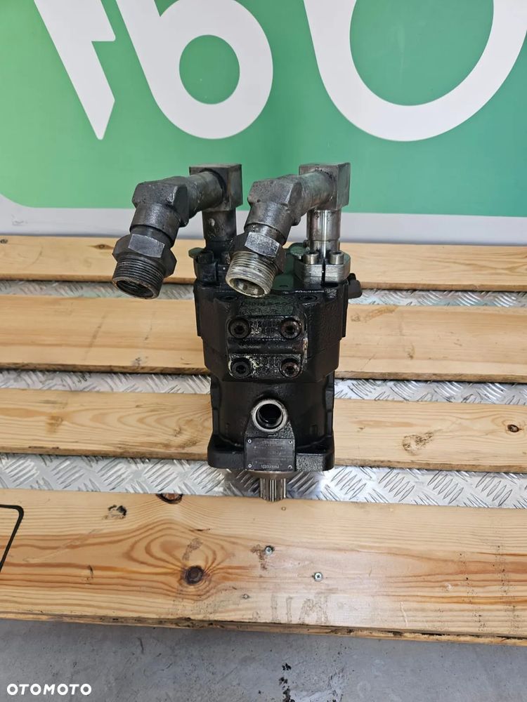 Hydromotor R553161211 Rexroth R902271084 Kubota R070 - 10