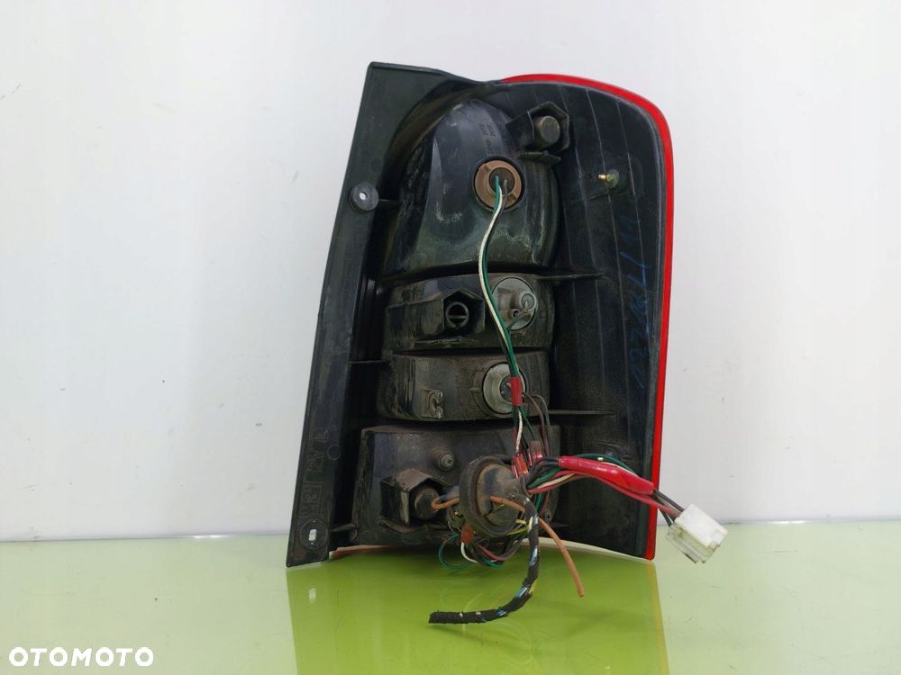 Lampa lewa tylna tył Mazda MPV II 1999-2006 - 5