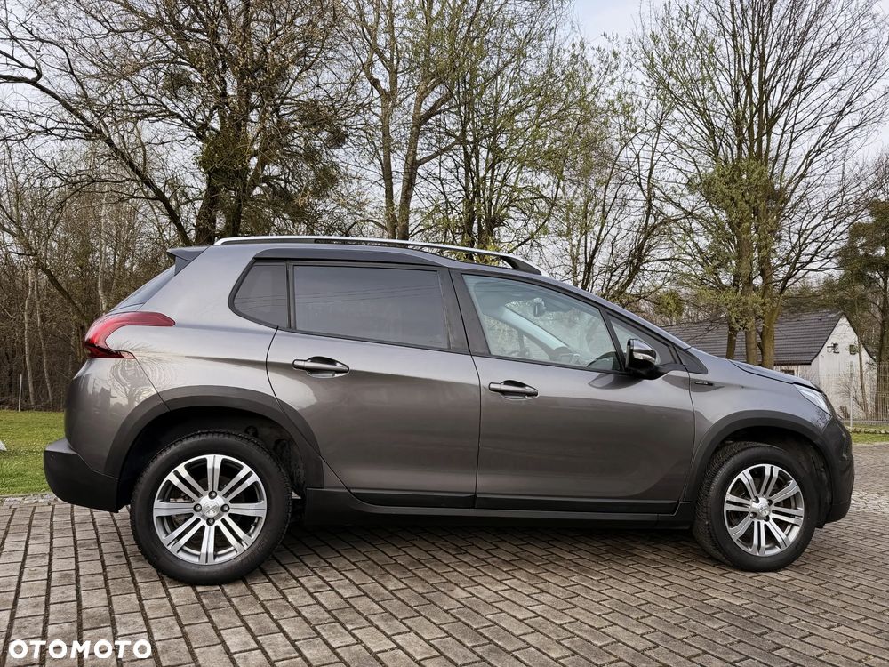 Peugeot 2008 PureTech 130 Stop&Start EAT6 Allure - 4