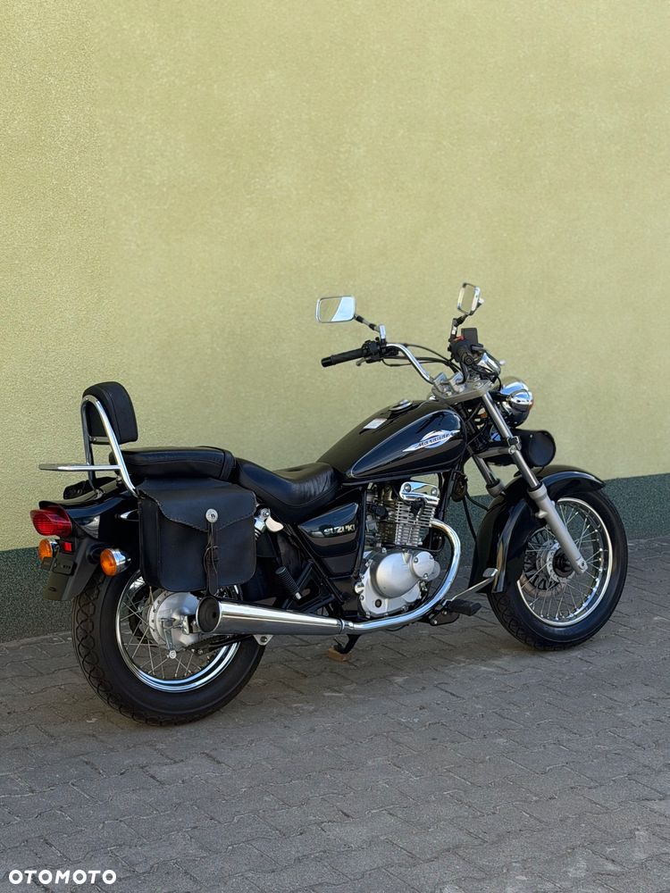 Suzuki Marauder - 10
